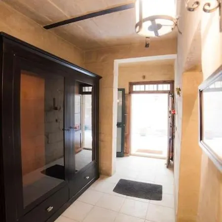 فيلة Spacious 5-bedrooms House With Large Terrace/bbq