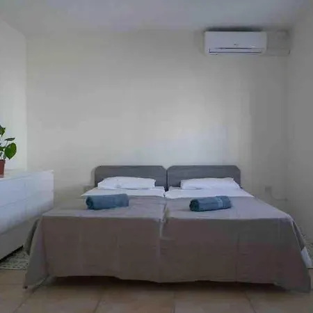 Spacious 5-bedrooms House With Large Terrace/bbq * Sliema