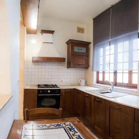 Spacious 5-bedrooms House With Large Terrace/bbq Sliema