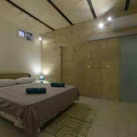 Villa Spacious 5-bedrooms House With Large Terrace/bbq Sliema