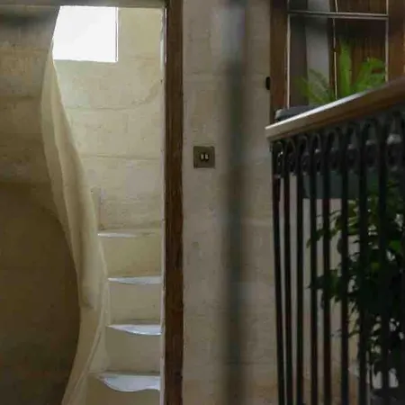 Spacious 5-bedrooms House With Large Terrace/bbq *
